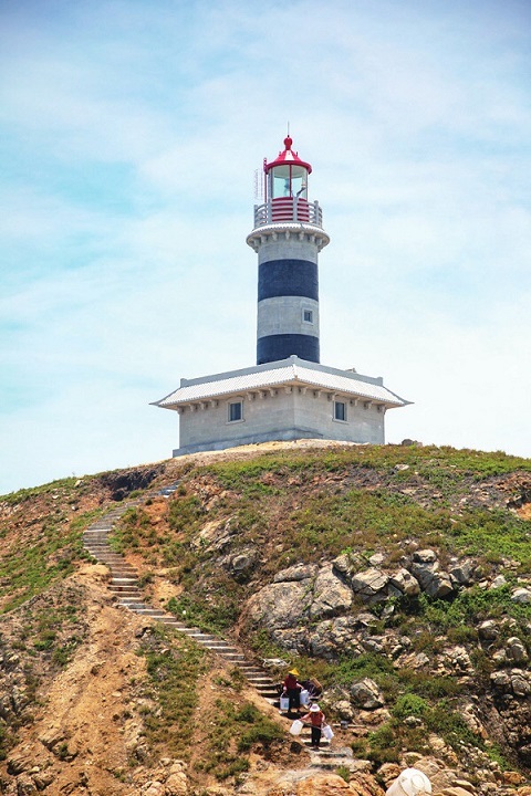 泉州赤鼎屿灯塔发光 _ 媒体视点 _ 福建省交通运输厅